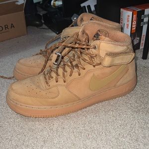 Nike Air Force 1 Mid ‘07